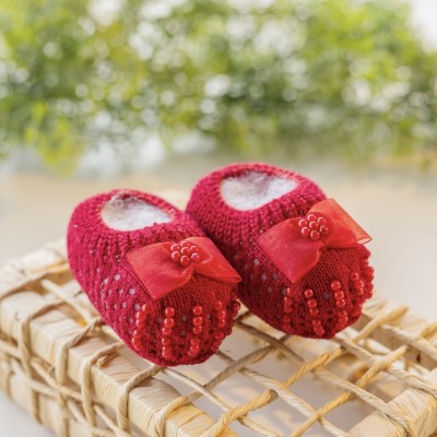 Sapatinho/sapatilha de linha Laço cetim vermelho Sapatinho/sapatilha de linha Laço cetim vermelho